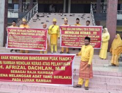 Zuriat Yang Dipertuan Besar H. Tengku Saleh Nyatakan Penolakan Penakhikan dr. Afrizal Dachlan sebagai Raja Luhak Rambah